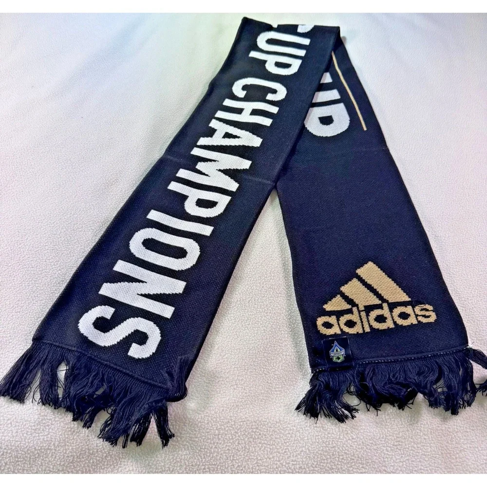 Seattle Sounders Scarf  Adidas 2016 MLS Champs NWT